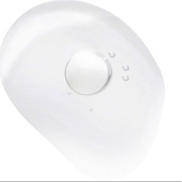 $15🌟 Banila Co Dear Hydration toner - Picture 6 of 11